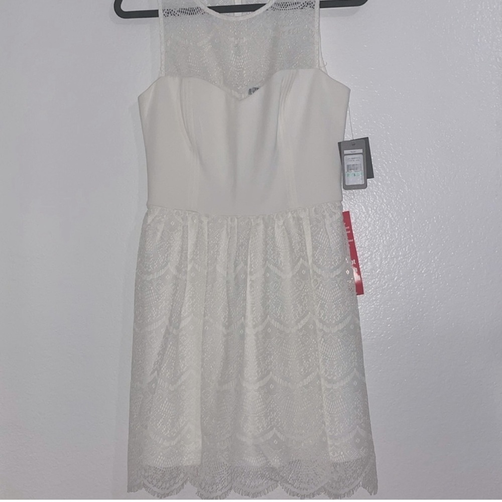 Nwt ivory GUESS dress size 8